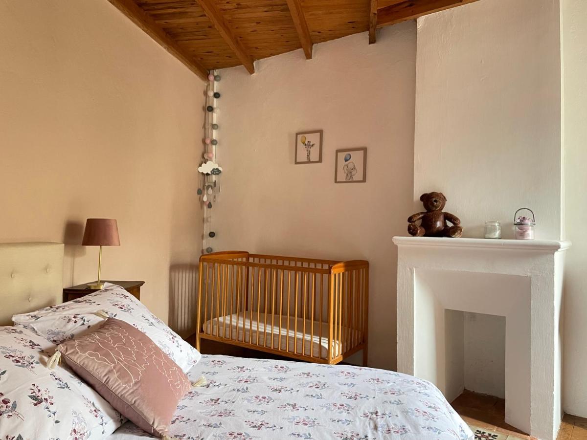 Les Régniers - 1 gîte x4 à 6 et 1 gîte x8 - à réserver ensemble ou séparément Eynesse Exterior foto